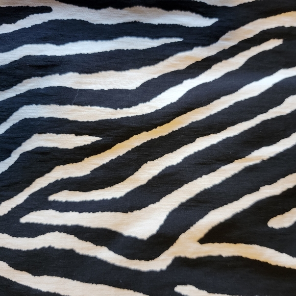 Cleo zebra print high-waisted stretch pencil skirt in size small - Picture 6 of 12